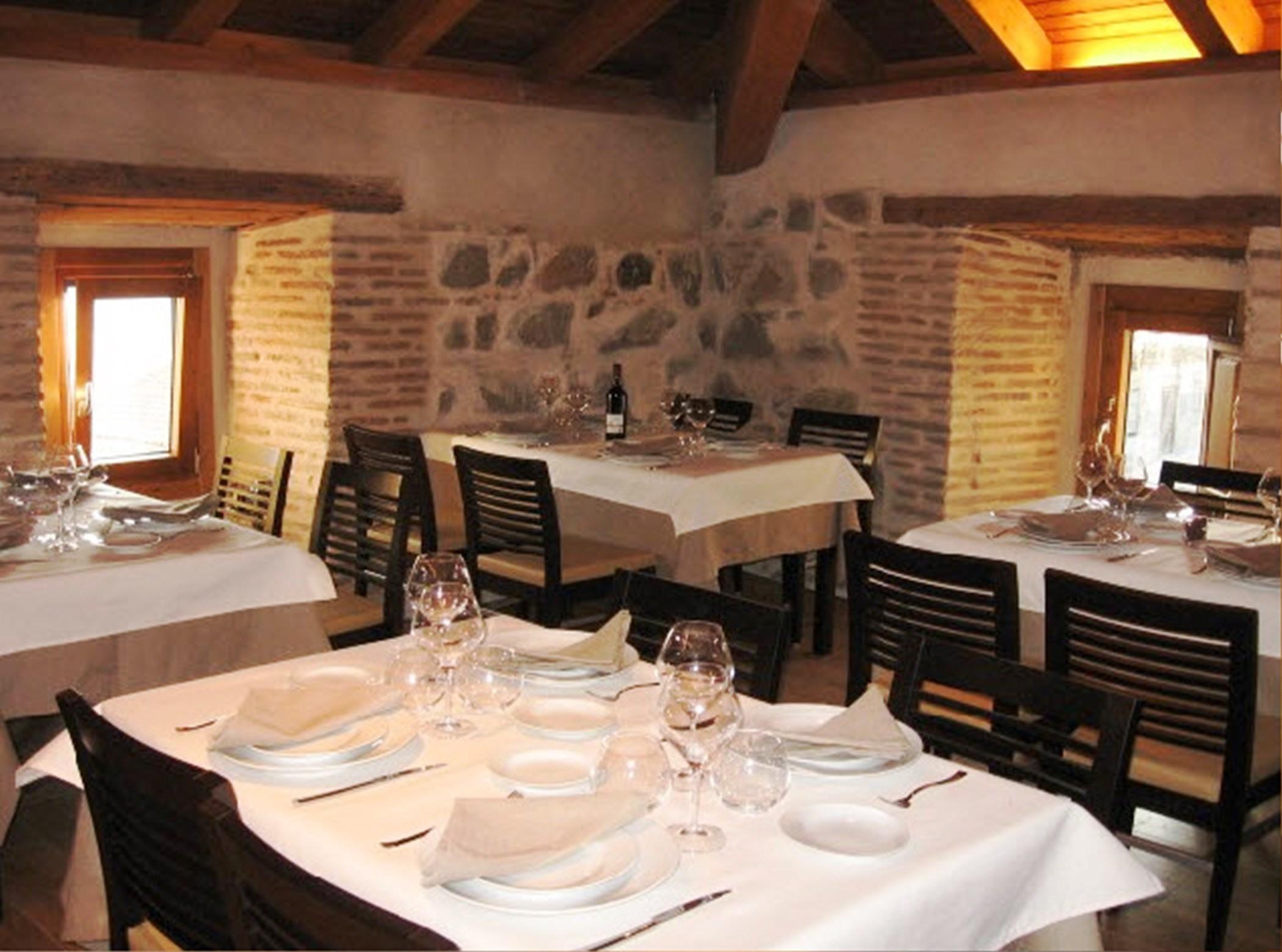 Hotel Las Leyendas Avila Restaurant photo